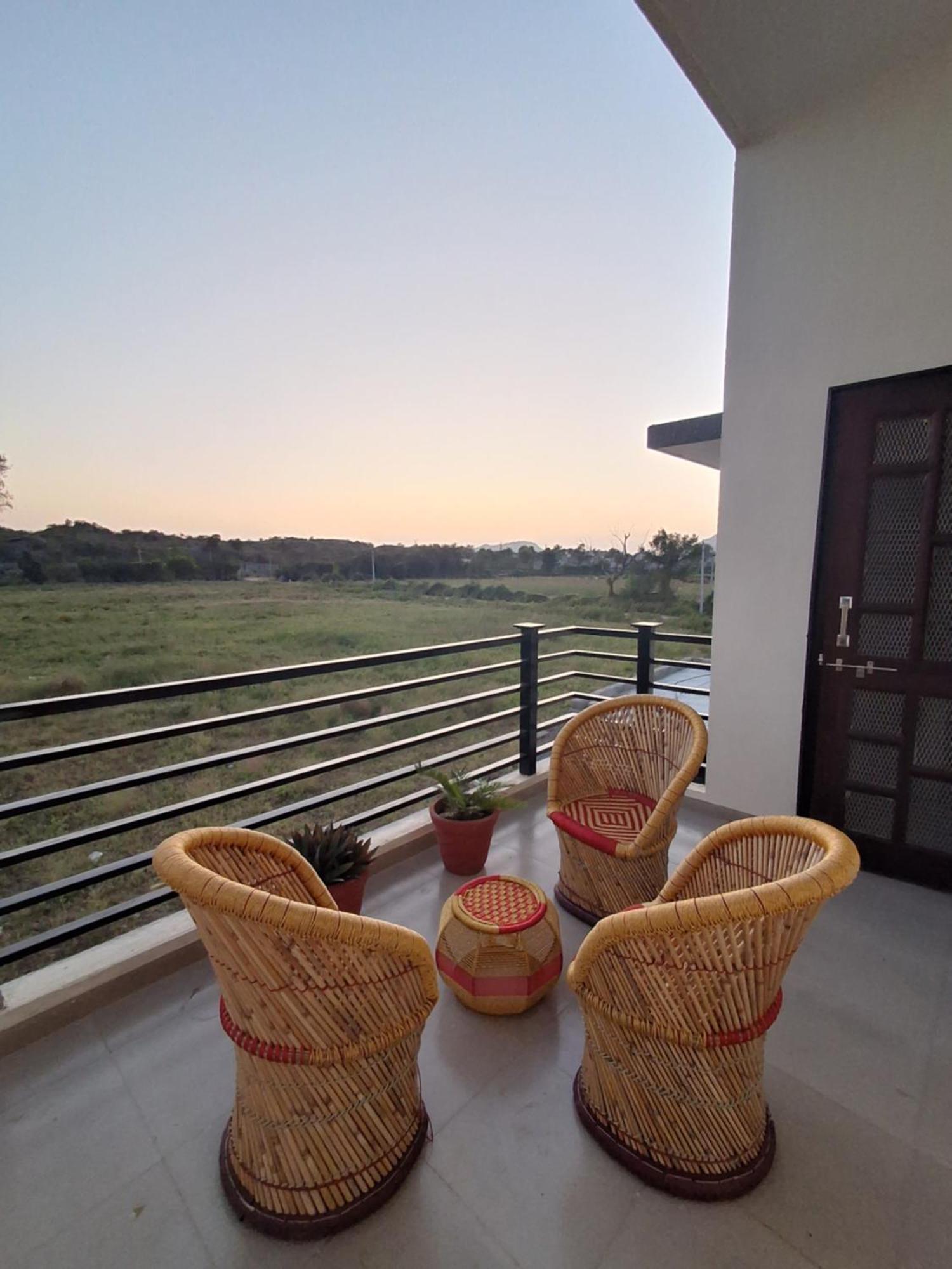 Keen Leopard Homestay Jawai Bandh Esterno foto